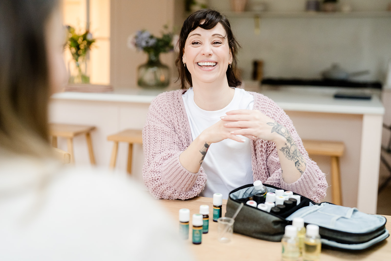 Offbeat Midwife using aromatherapy oils during a pregnancy therapy session